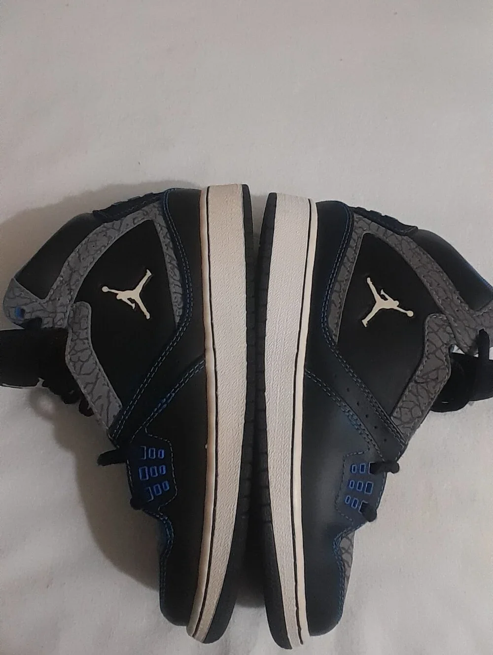 Jordan Kids' Black & Gray Basketball Sneakers